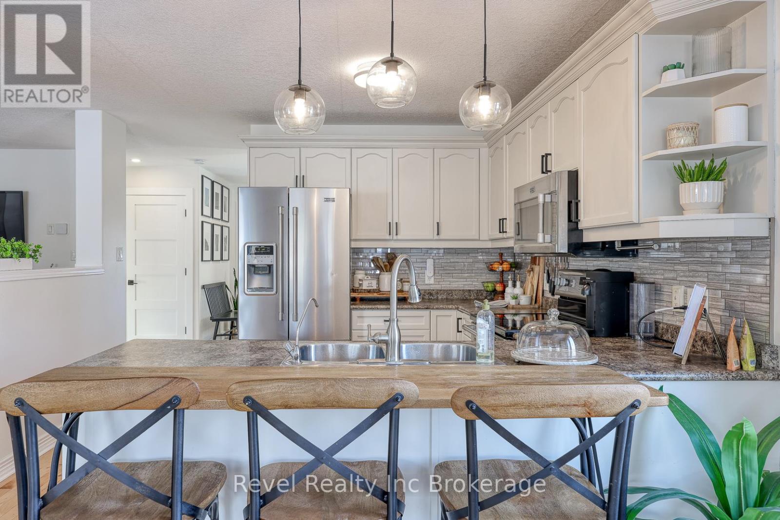 14 Scourfield Drive, Ingersoll, Ontario N5C 0A4 - Photo 14 - X12531838