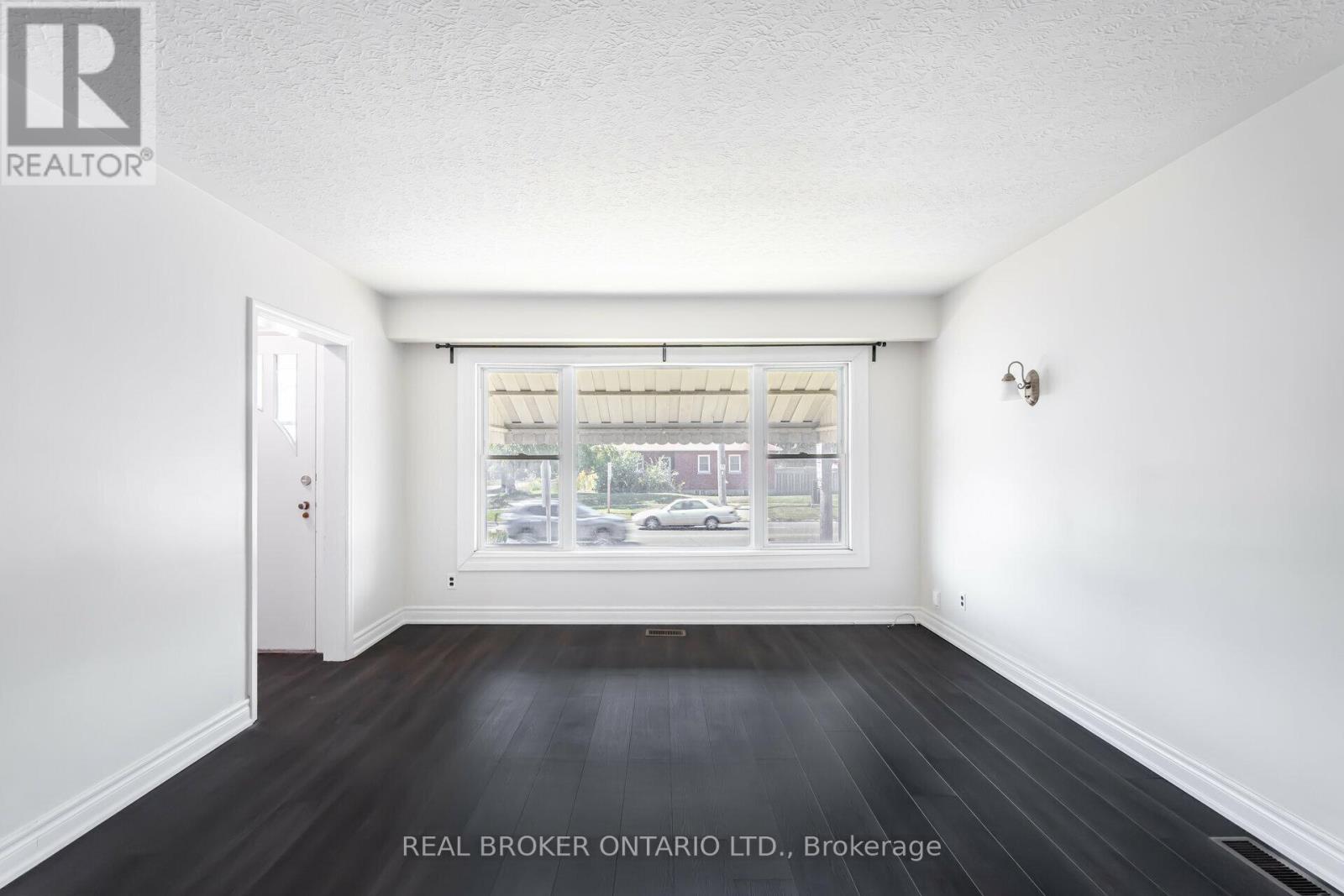 Main - 227 Stevenson Road N, Oshawa, Ontario  L1J 5M8 - Photo 11 - E12441487