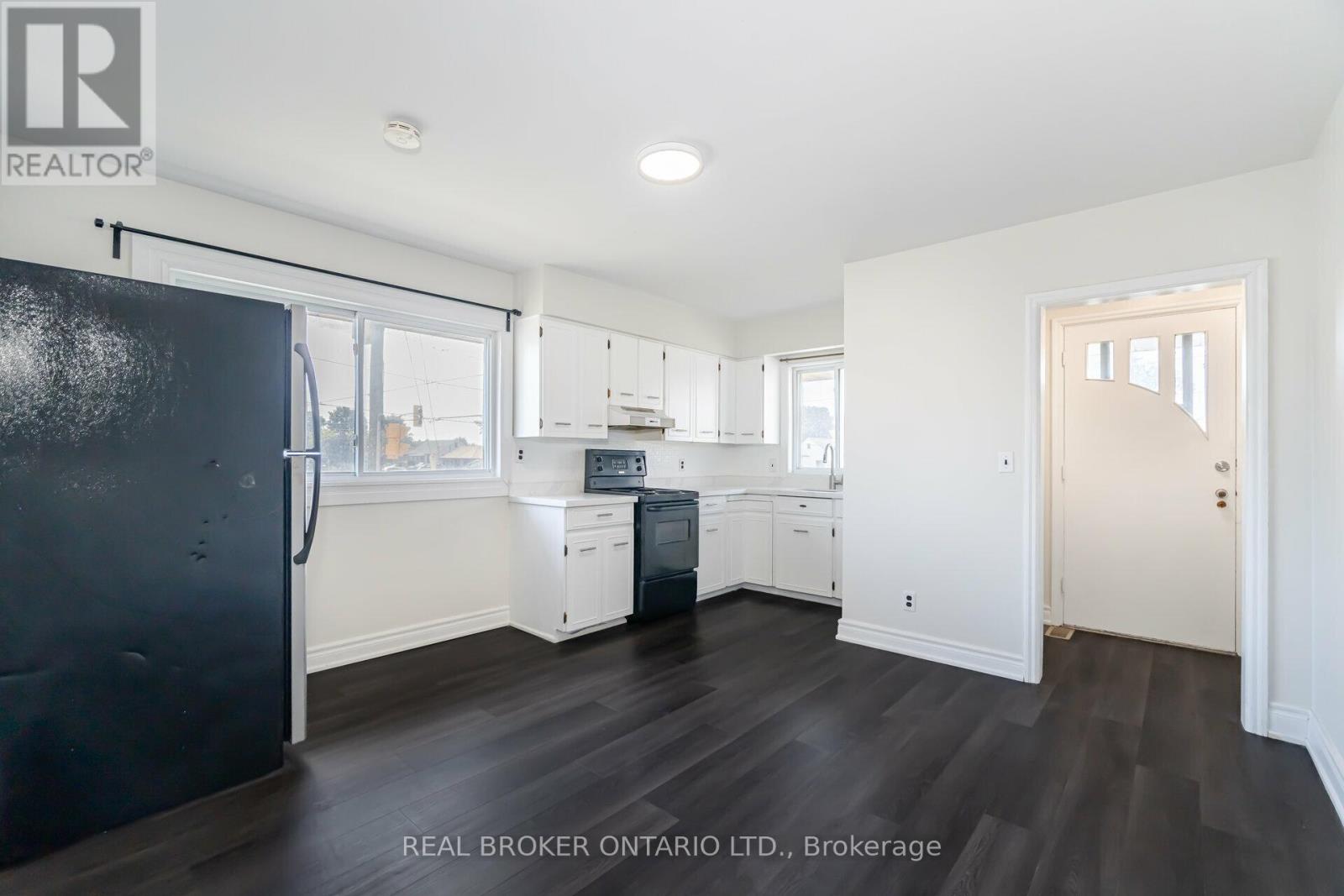 Main - 227 Stevenson Road N, Oshawa, Ontario  L1J 5M8 - Photo 5 - E12441487