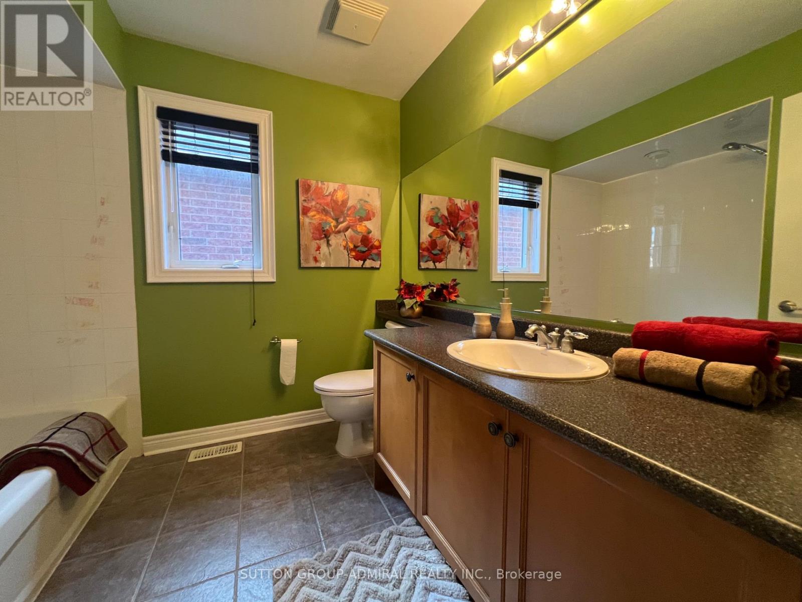 73 Kenilworth Gate, Markham, Ontario  L6B 0A5 - Photo 16 - N12510080