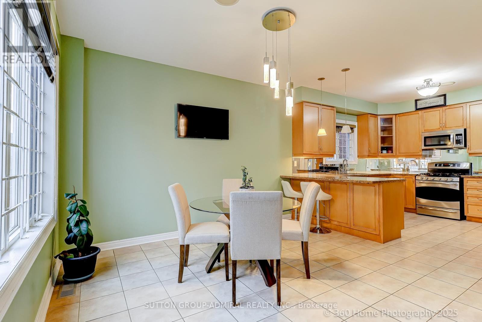 73 Kenilworth Gate, Markham, Ontario  L6B 0A5 - Photo 7 - N12510080