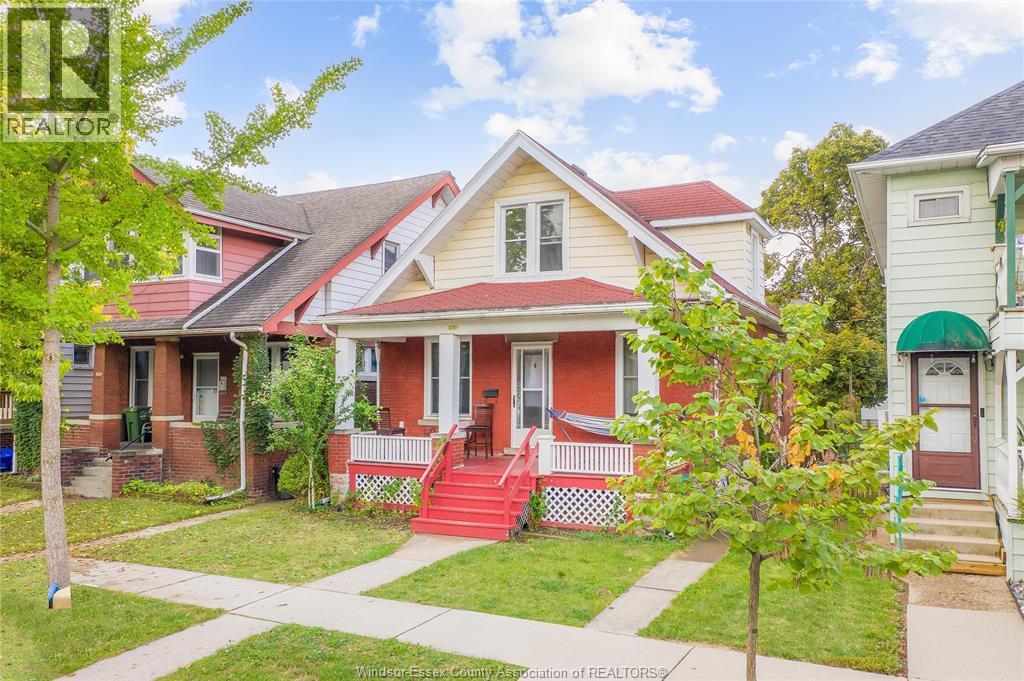 1171 Windermere, Windsor, Ontario N8Y 3E7 - Photo 2 - 25028531