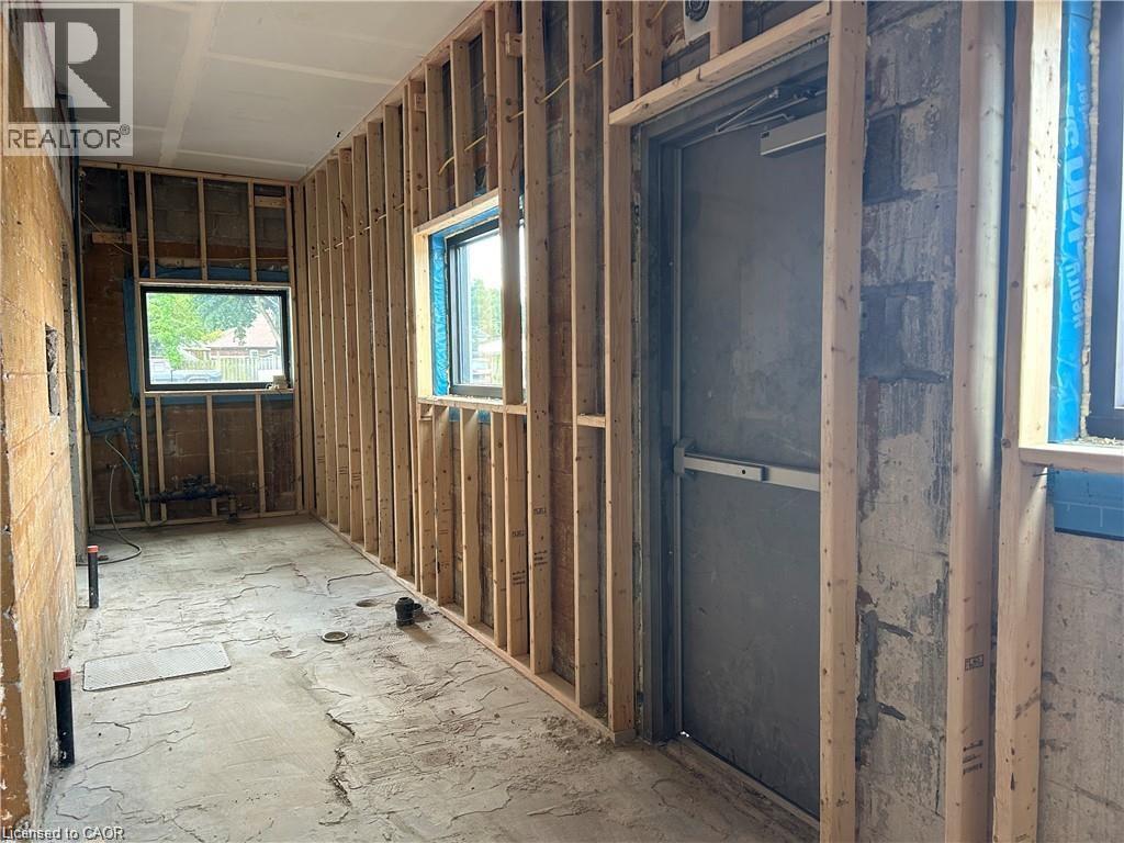 63 Queensway W, Simcoe, Ontario  N3Y 2M7 - Photo 13 - 40787344