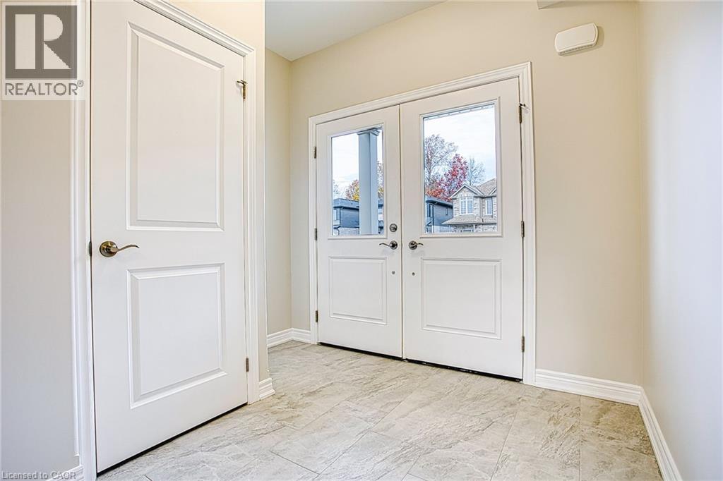 26 Willson Drive Unit# Upper, Thorold, Ontario  L2V 0G7 - Photo 4 - 40786616