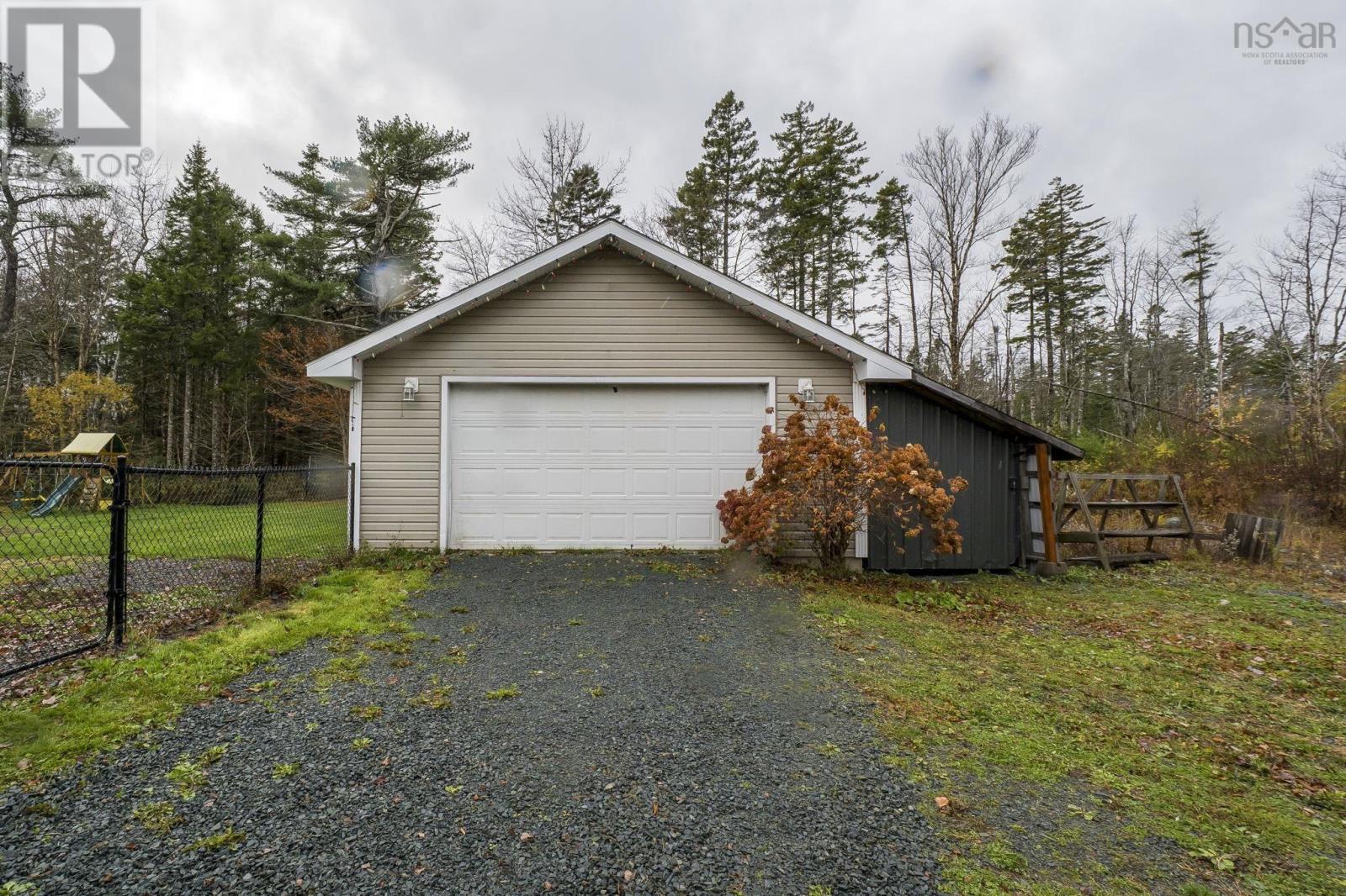 30 Mohawk Street, Hammonds Plains, Nova Scotia  B4B 1M7 - Photo 48 - 202527581