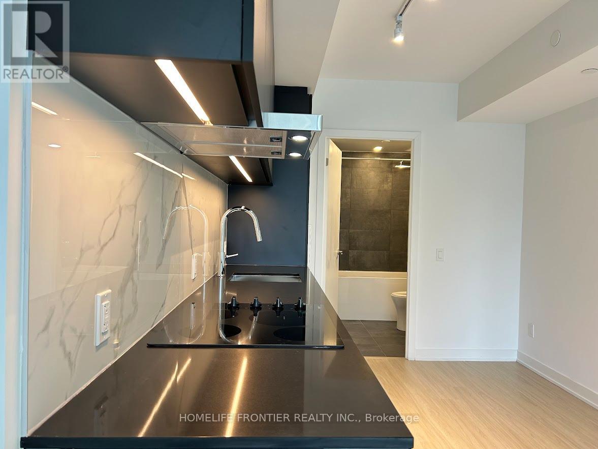 1210 - 8 Wellesley Street W, Toronto, Ontario  M4Y 0J5 - Photo 11 - C12531826