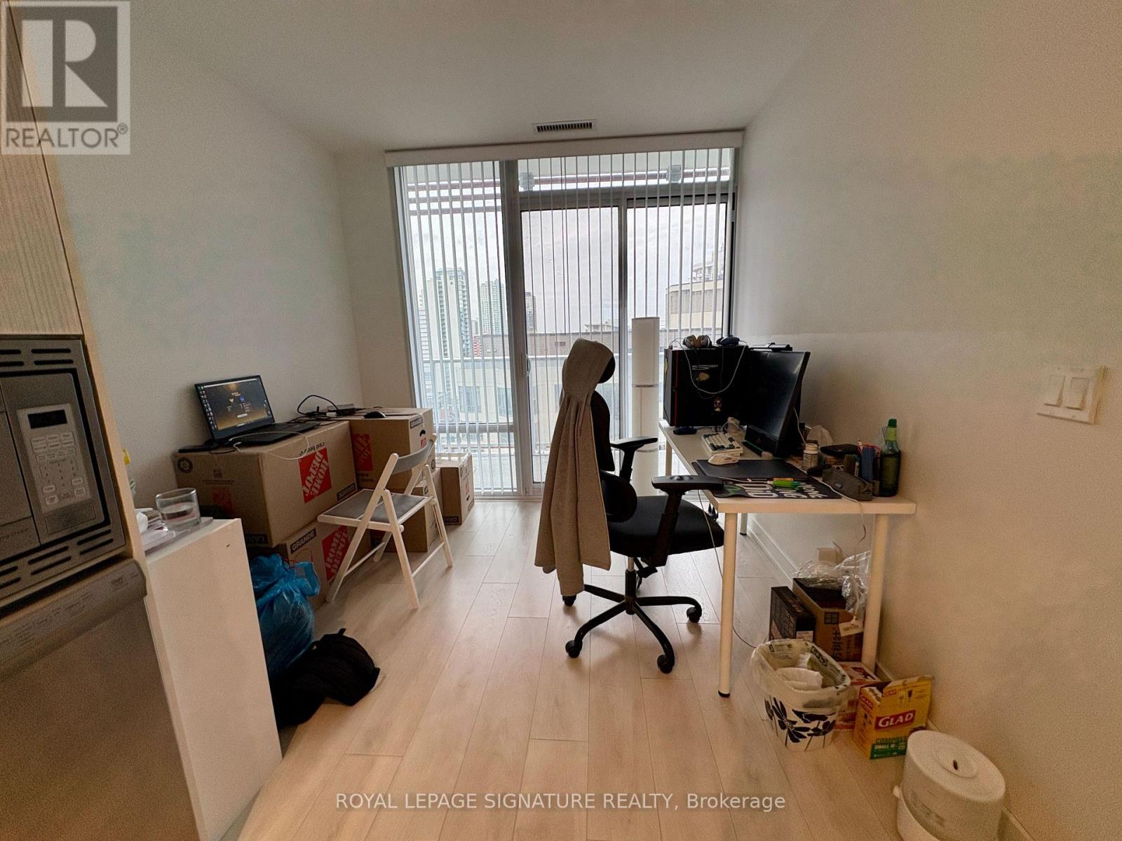 1613 - 18 Maitland Terrace, Toronto, Ontario  M4Y 0H2 - Photo 2 - C12531866