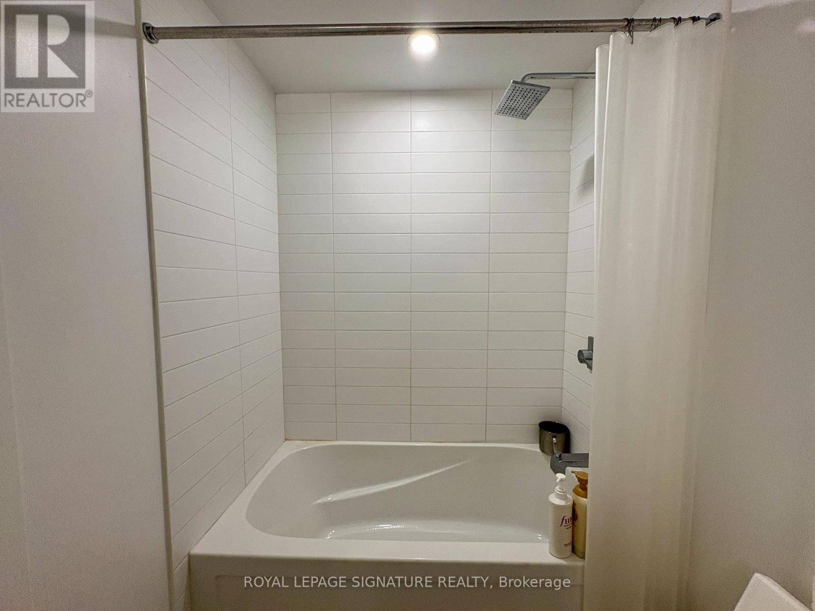 1613 - 18 Maitland Terrace, Toronto, Ontario  M4Y 0H2 - Photo 6 - C12531866