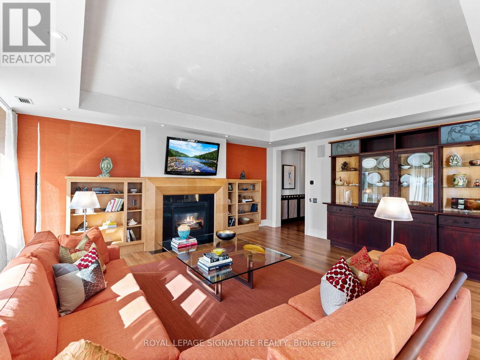 603 - 155 St. Clair Avenue W, Toronto, Ontario  M4V 0A1 - Photo 9 - C12531892