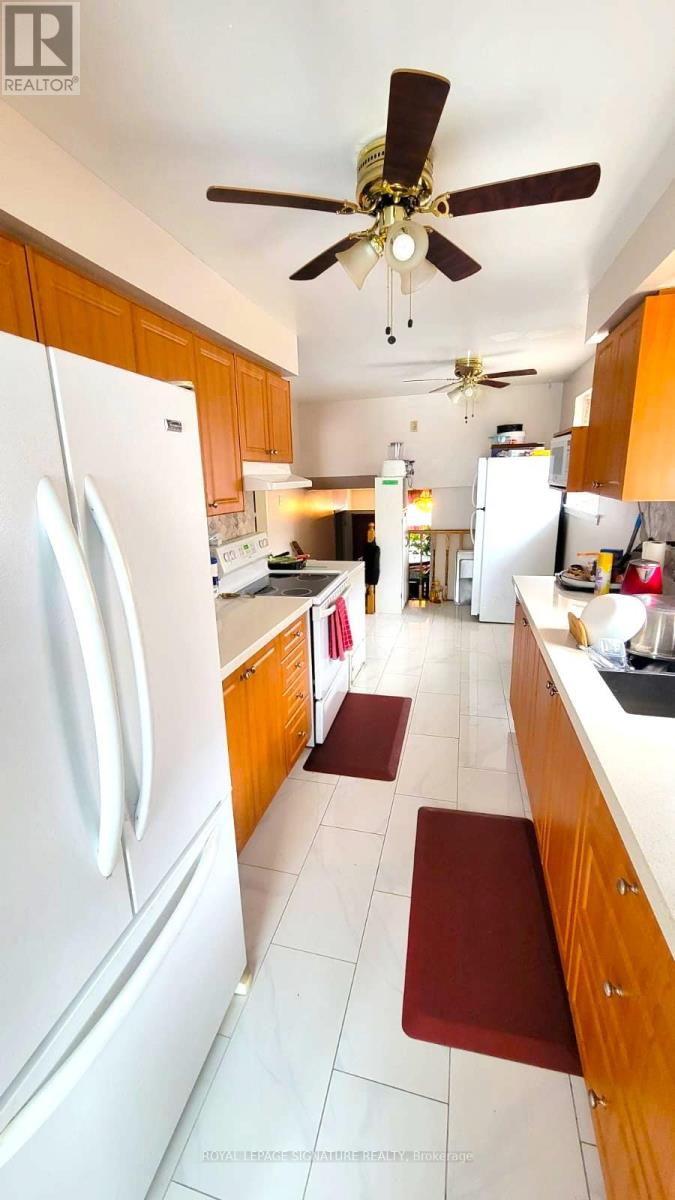 235 Danzig Street, Toronto, Ontario  M1E 2L5 - Photo 11 - E12527886