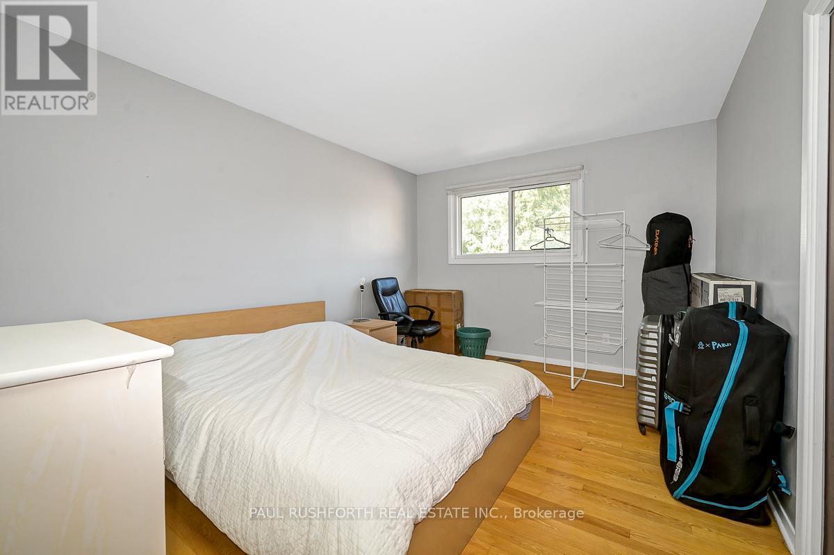 922 Pinewood Crescent, Ottawa, Ontario  K2B 5Y4 - Photo 17 - X12443074