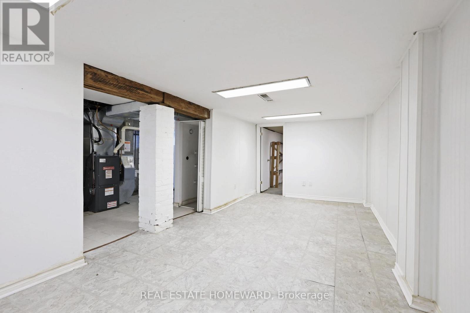 281 Queensdale Avenue, Toronto, Ontario  M4C 2B5 - Photo 21 - E12531906