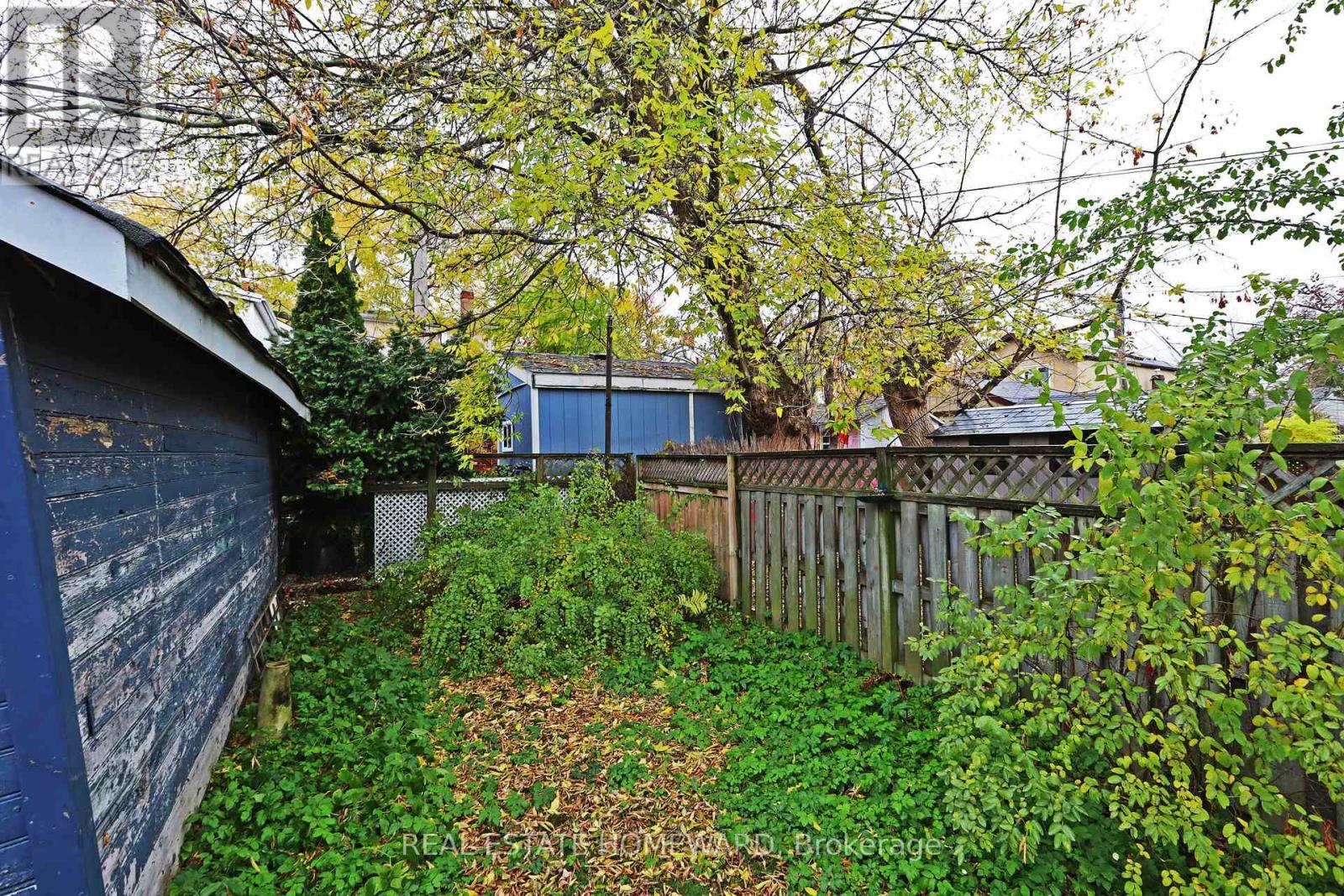 281 Queensdale Avenue, Toronto, Ontario  M4C 2B5 - Photo 27 - E12531906