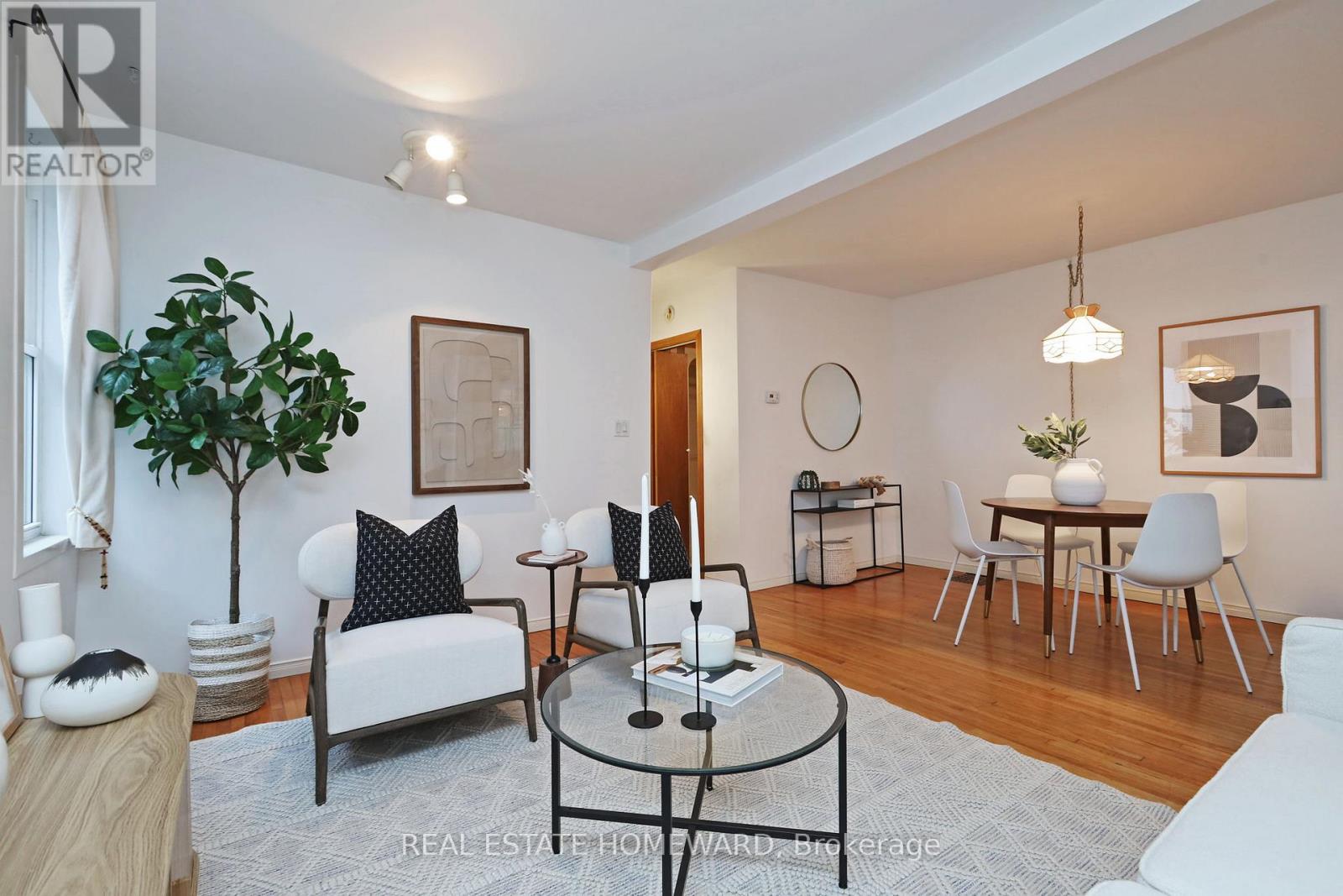 281 Queensdale Avenue, Toronto, Ontario  M4C 2B5 - Photo 7 - E12531906