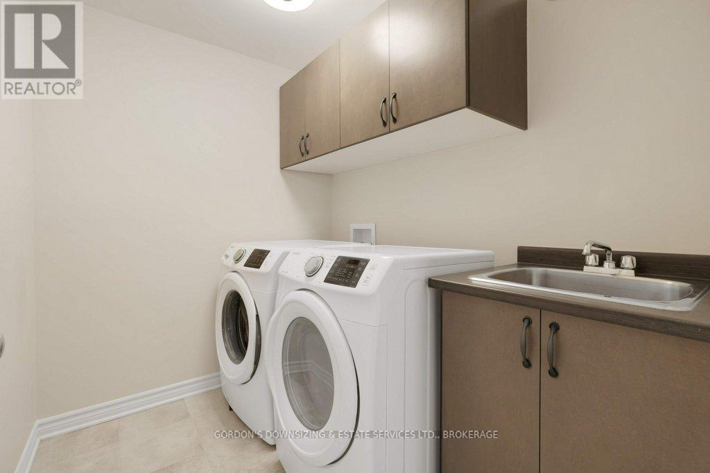 281 Brambling Way, Ottawa, Ontario K2J 6E3 - Photo 36 - X12532206