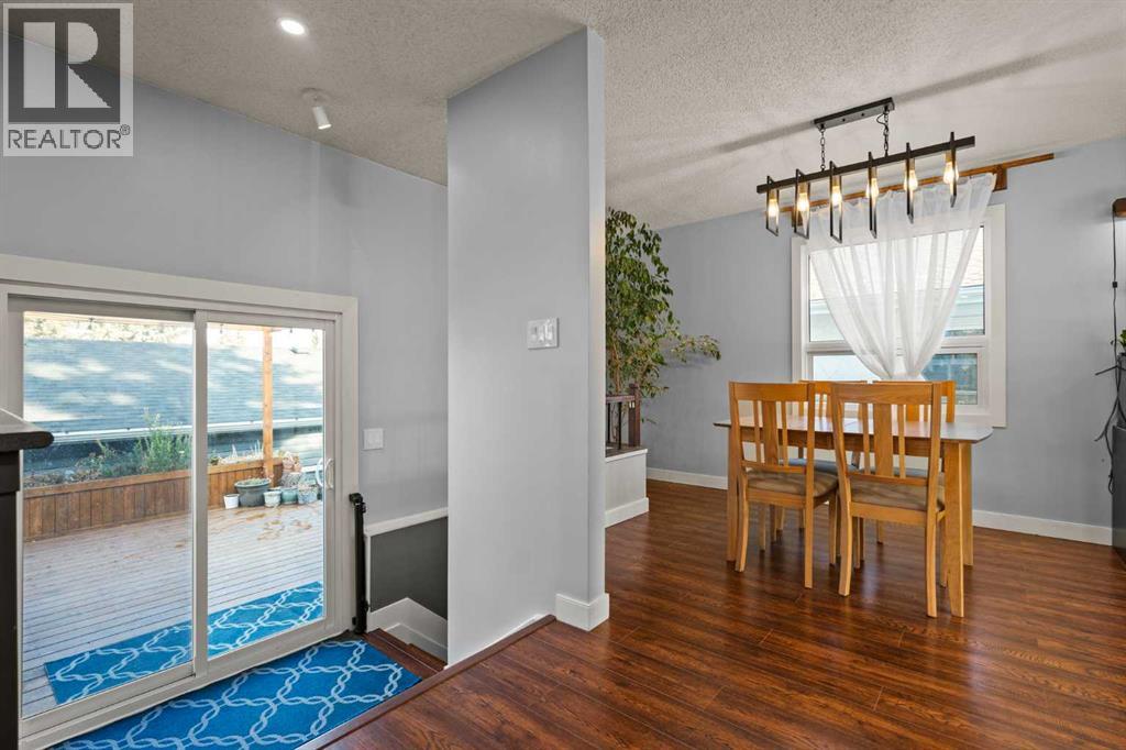 2628 106 Avenue Sw, Calgary, Alberta  T2W 2J1 - Photo 9 - A2269173