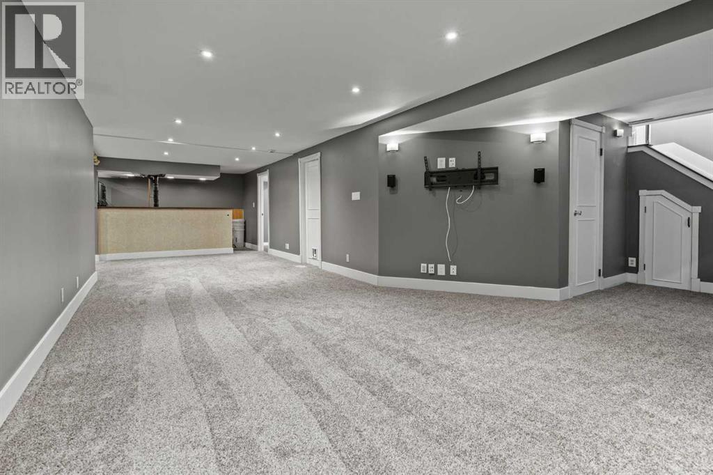 2628 106 Avenue Sw, Calgary, Alberta  T2W 2J1 - Photo 24 - A2269173