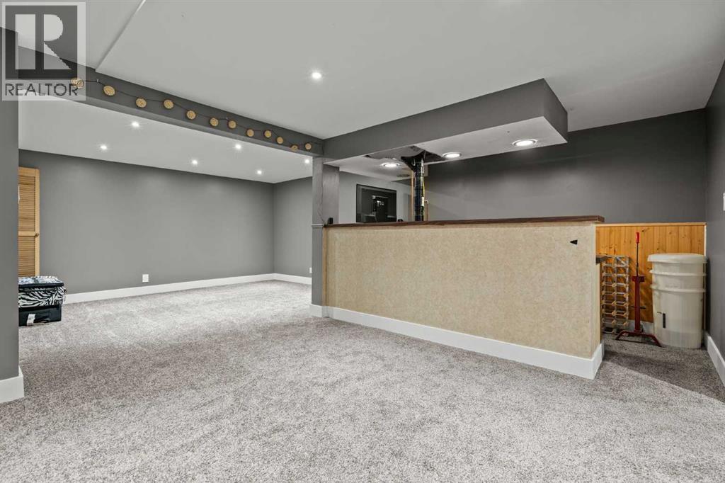 2628 106 Avenue Sw, Calgary, Alberta  T2W 2J1 - Photo 25 - A2269173