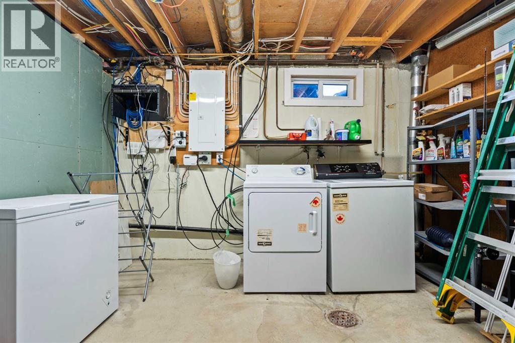 2628 106 Avenue Sw, Calgary, Alberta  T2W 2J1 - Photo 31 - A2269173