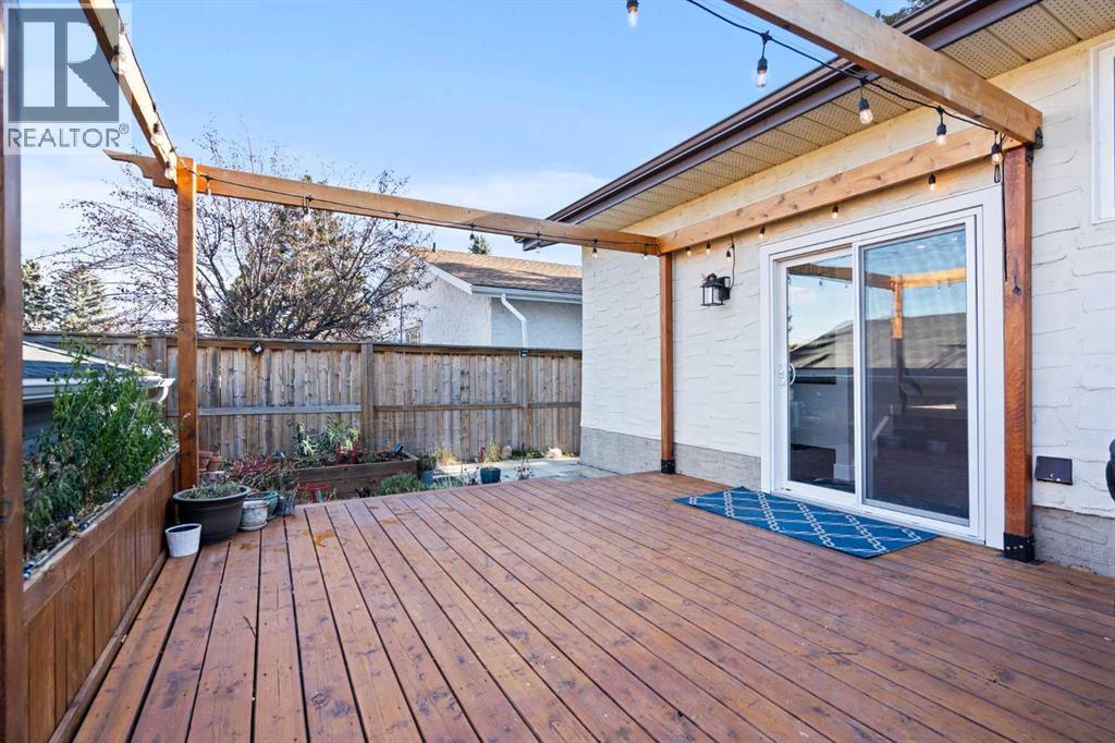 2628 106 Avenue Sw, Calgary, Alberta  T2W 2J1 - Photo 33 - A2269173