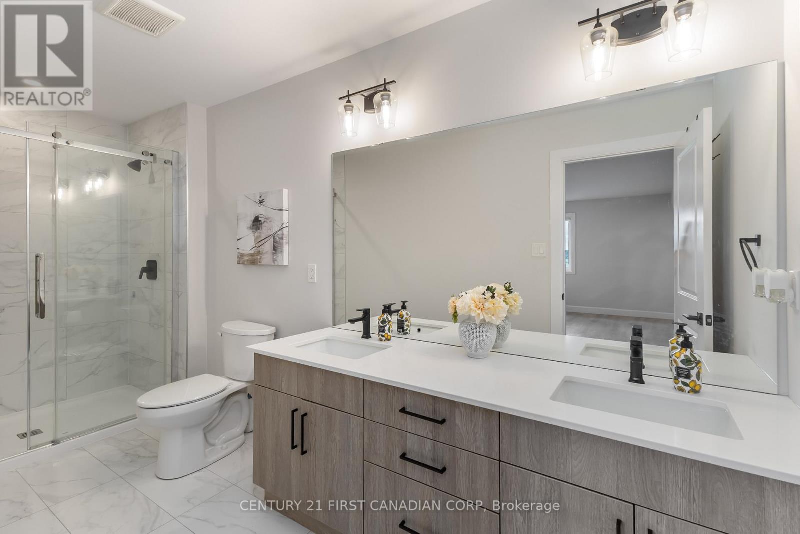 6707 Royal Magnolia Avenue, London South, Ontario  N6P 1H5 - Photo 11 - X12532078