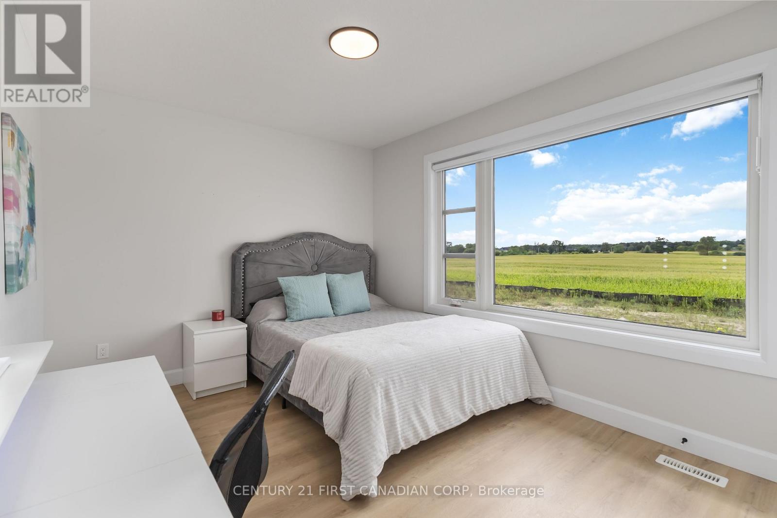 6707 Royal Magnolia Avenue, London South, Ontario  N6P 1H5 - Photo 12 - X12532078