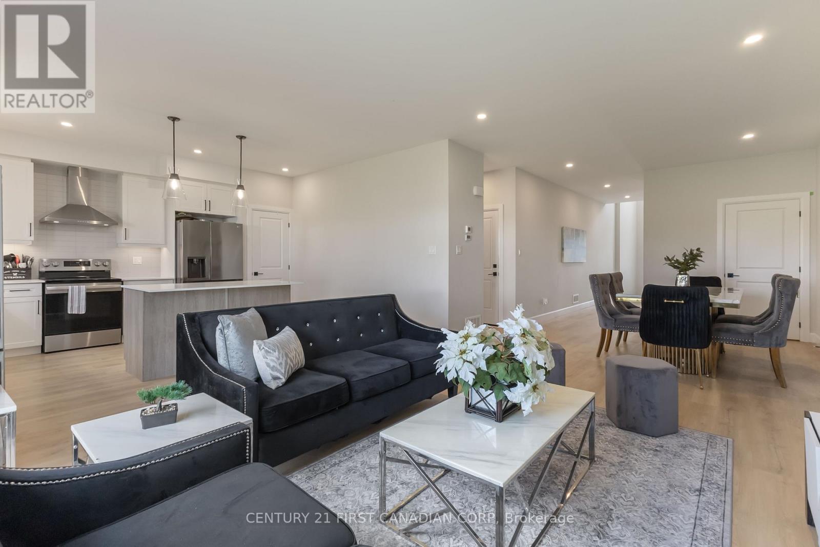 6707 Royal Magnolia Avenue, London South, Ontario  N6P 1H5 - Photo 19 - X12532078