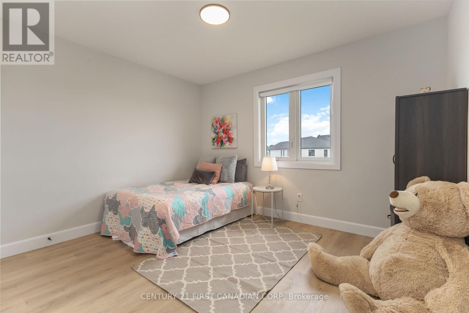 6707 Royal Magnolia Avenue, London South, Ontario  N6P 1H5 - Photo 21 - X12532078