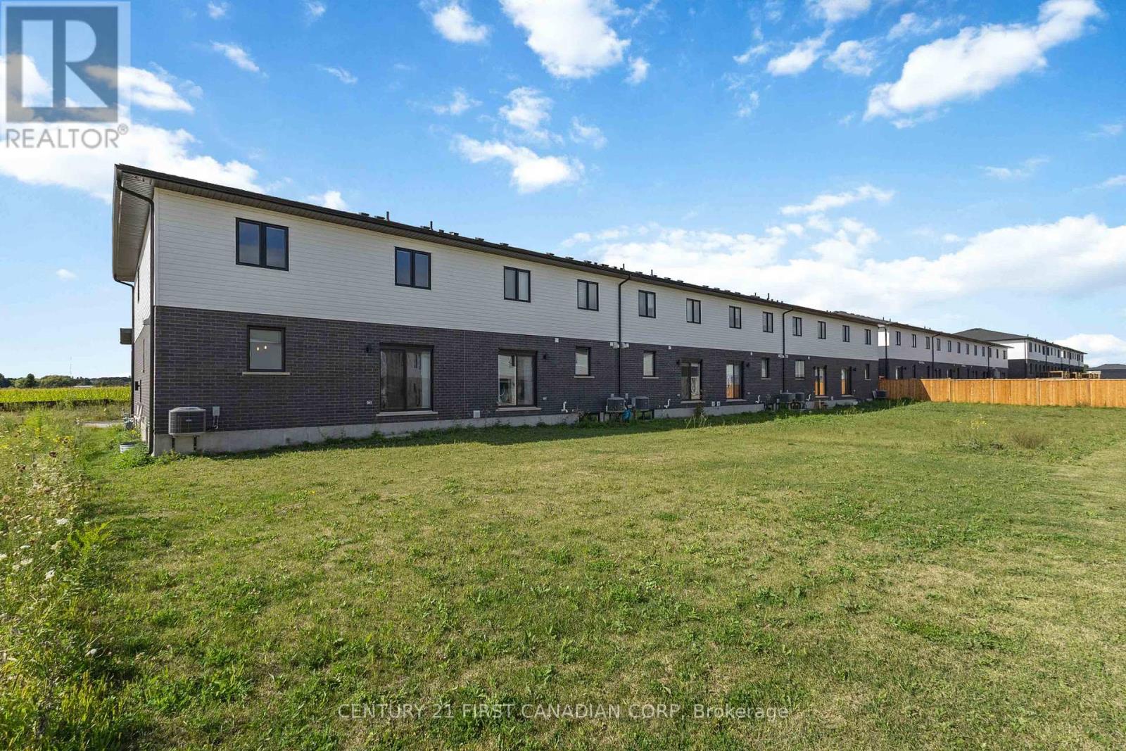 6707 Royal Magnolia Avenue, London South, Ontario  N6P 1H5 - Photo 26 - X12532078