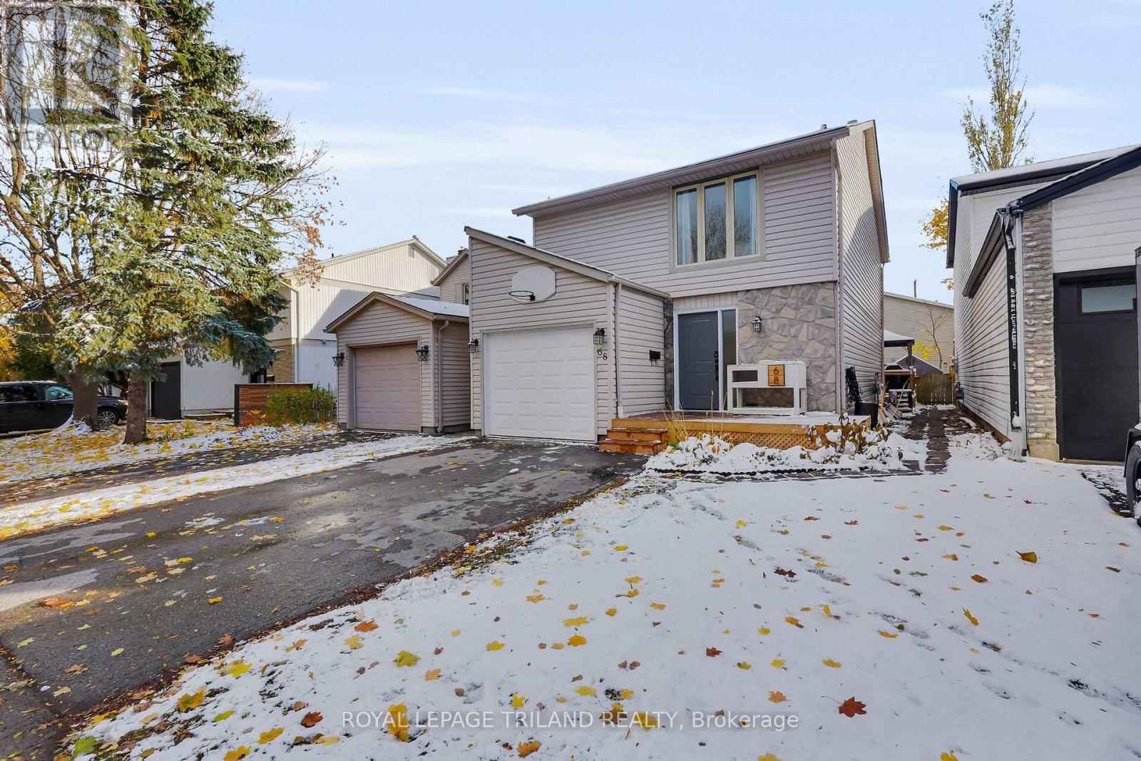 68 FOUR OAKS CRESCENT, London South, Ontario