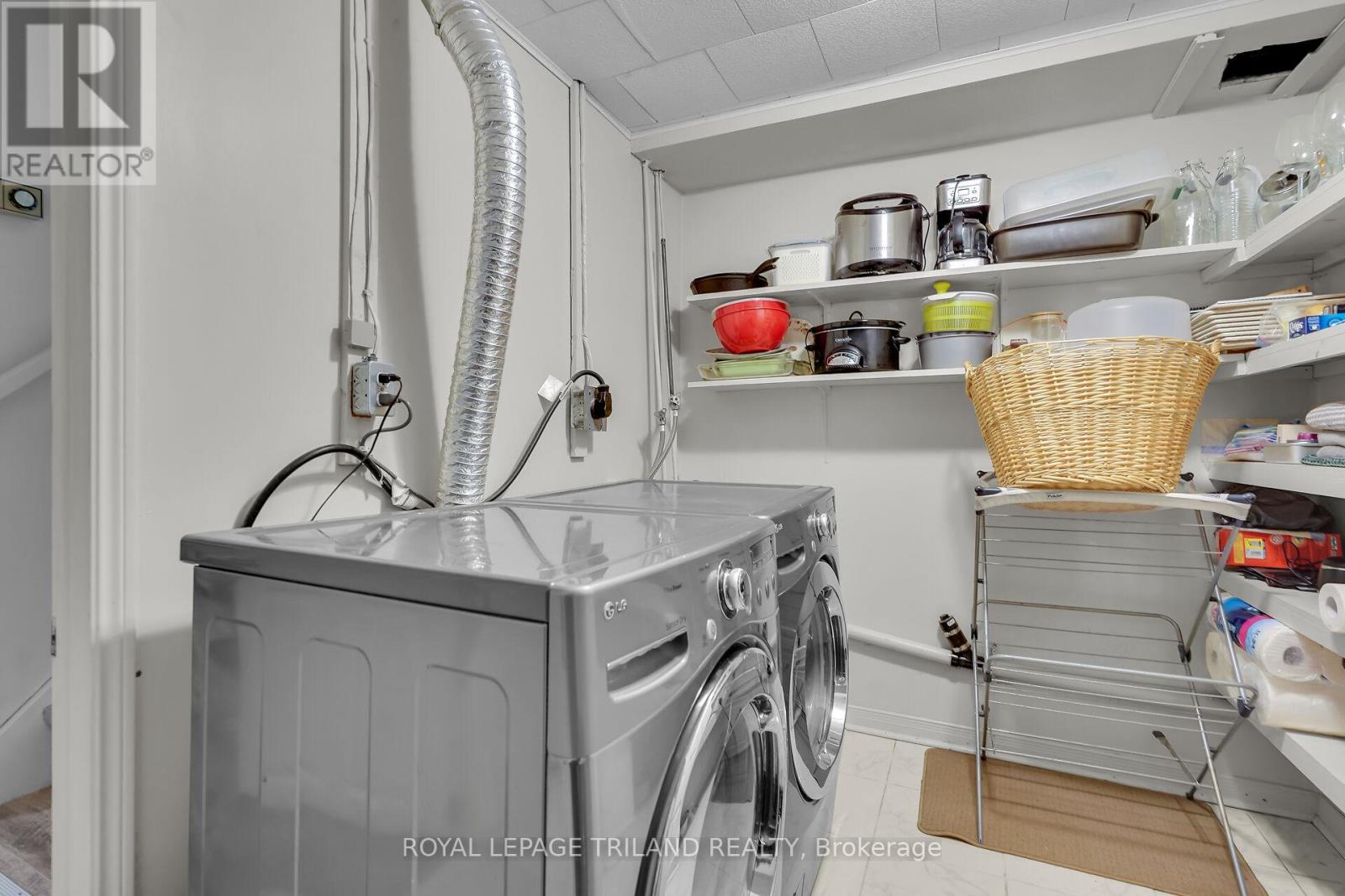 68 Four Oaks Crescent, London South, Ontario N6J 4B7 - Photo 25 - X12532082