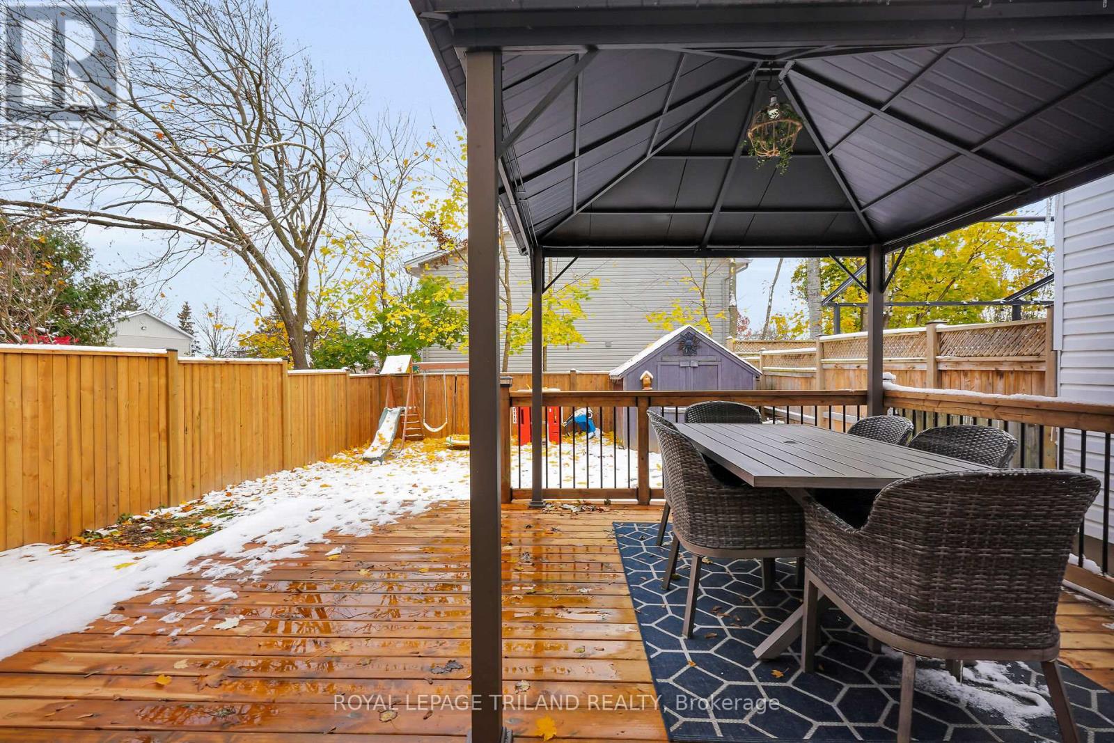 68 Four Oaks Crescent, London South, Ontario N6J 4B7 - Photo 35 - X12532082