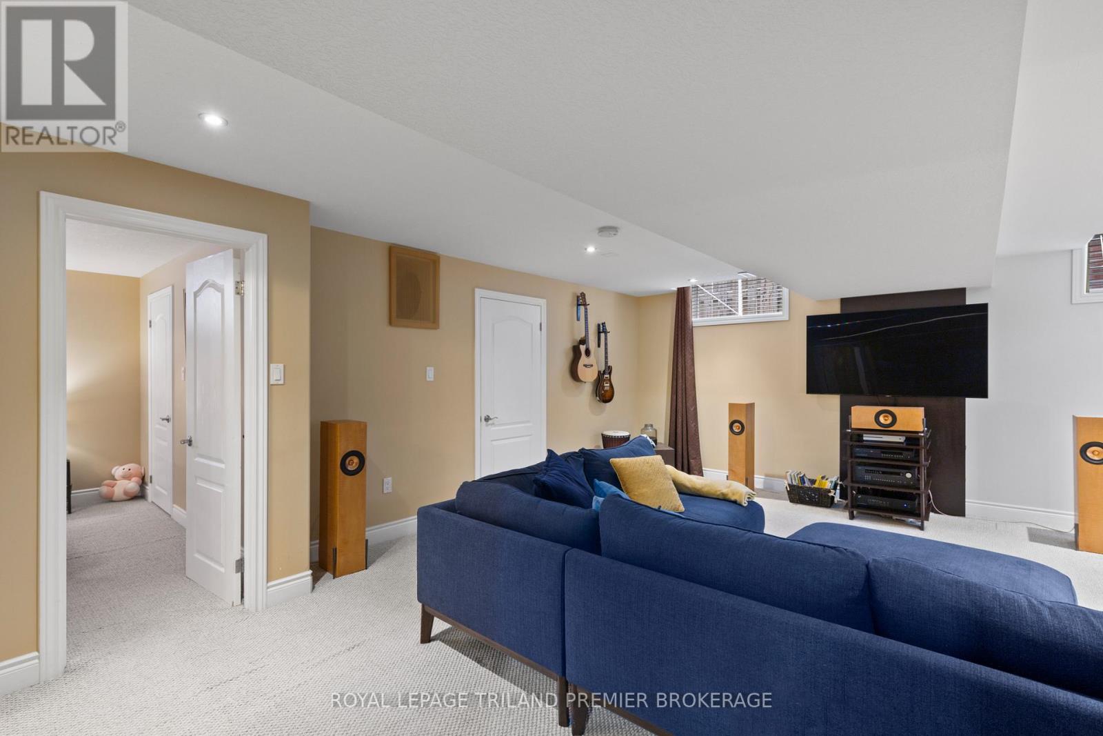 576 Garibaldi Avenue, London North, Ontario  N5X 4K2 - Photo 23 - X12532088