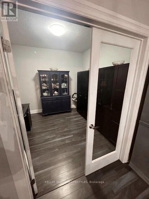 409 - 89 Ridout Street, London South, Ontario  N6C 3X2 - Photo 20 - X12532134