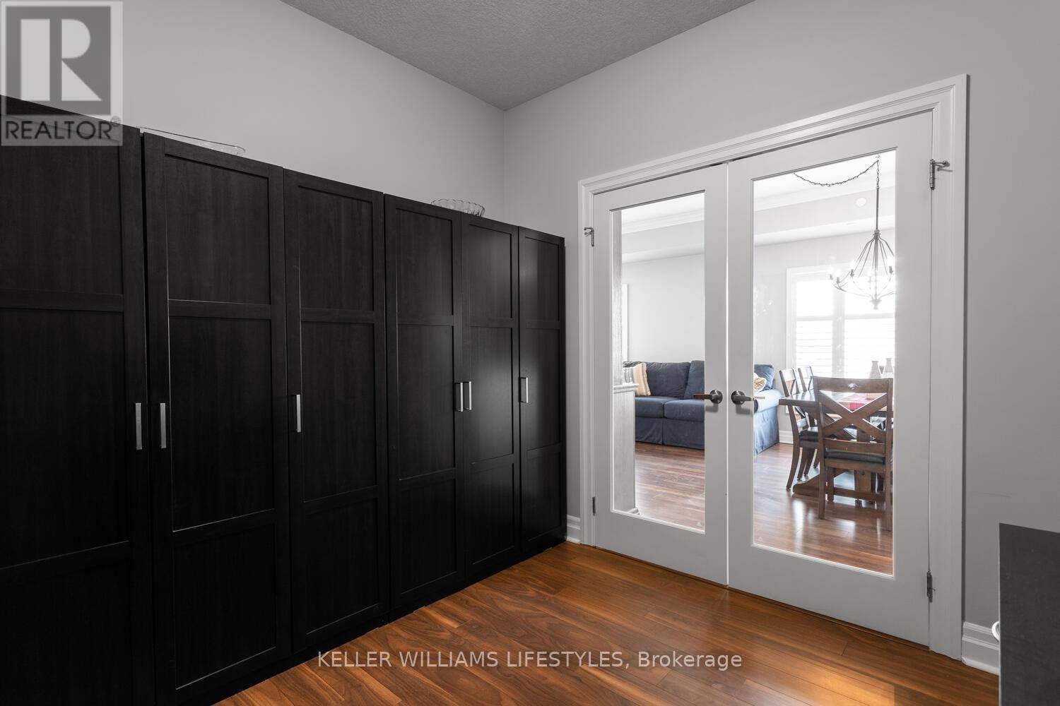 409 - 89 Ridout Street, London South, Ontario  N6C 3X2 - Photo 22 - X12532134