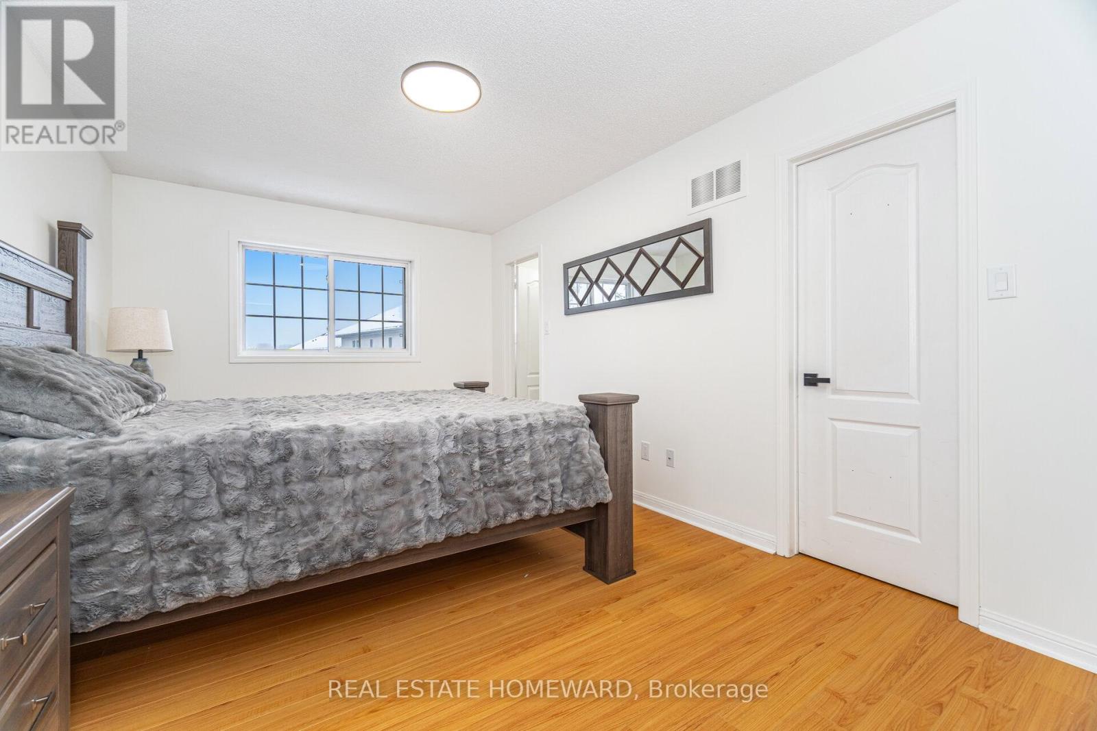 10 - 568 Tugwell Place, Newmarket, Ontario  L3Y 8S5 - Photo 18 - N12531840