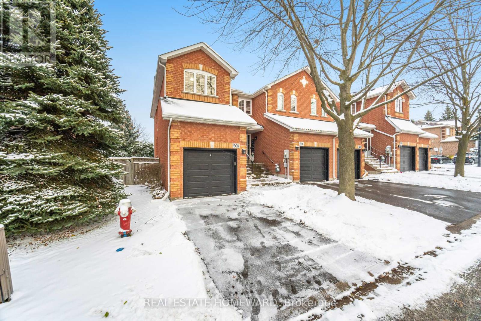 10 - 568 Tugwell Place, Newmarket, Ontario  L3Y 8S5 - Photo 2 - N12531840