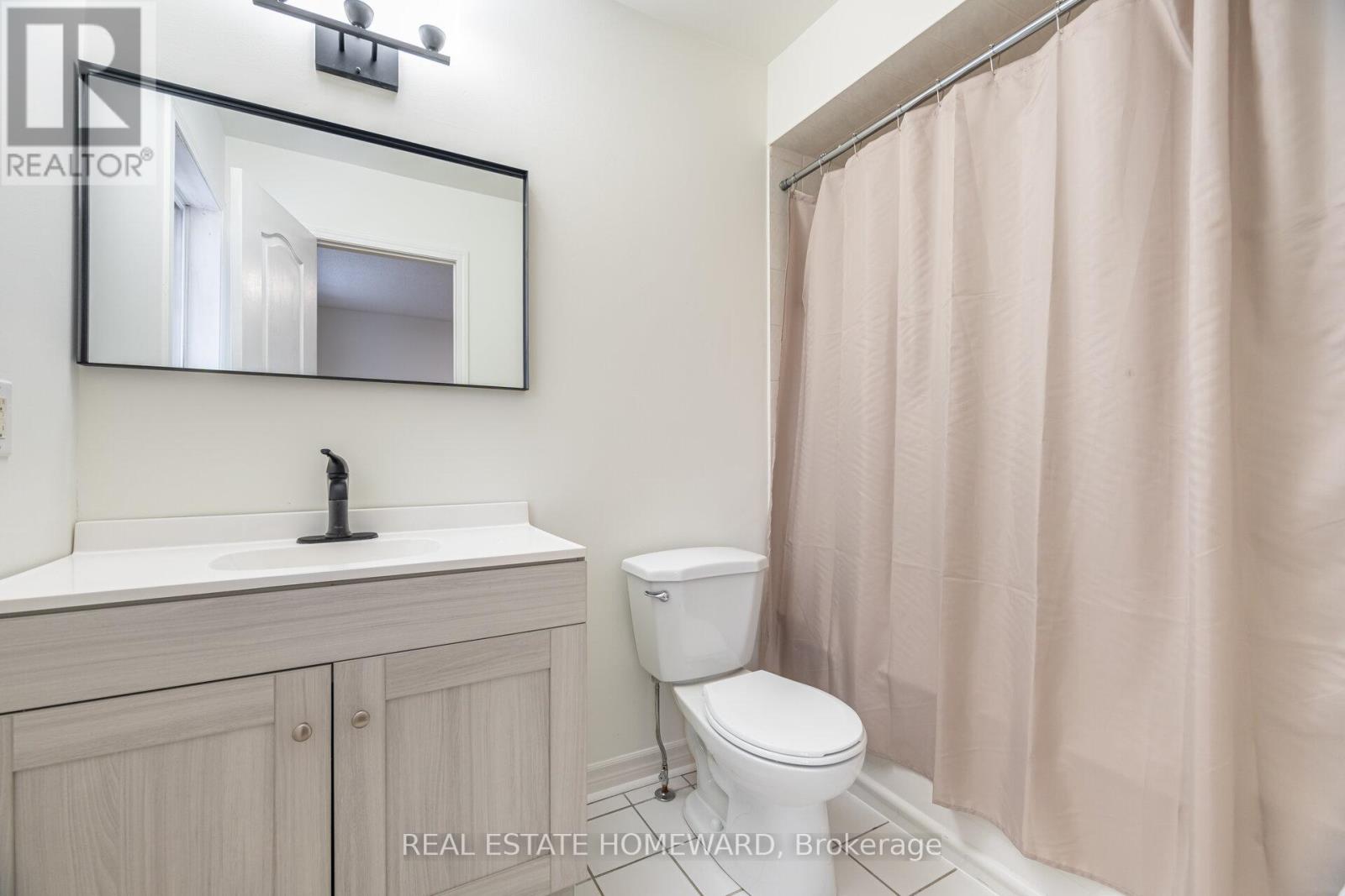 10 - 568 Tugwell Place, Newmarket, Ontario  L3Y 8S5 - Photo 21 - N12531840