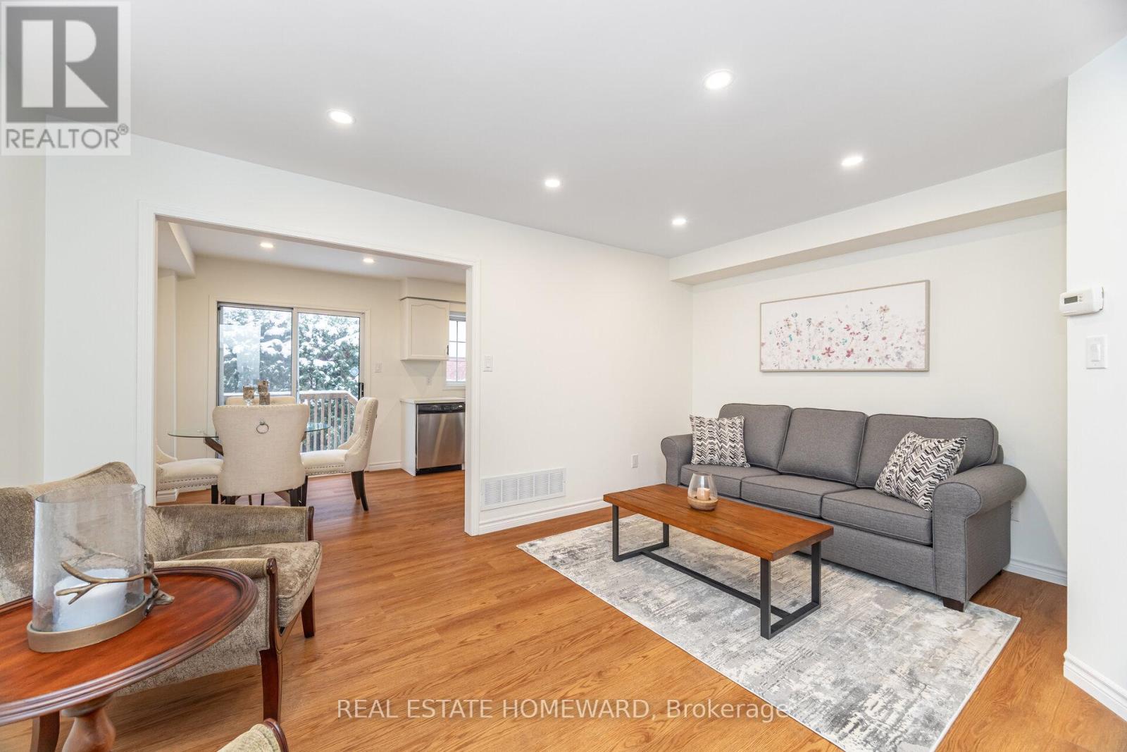 10 - 568 Tugwell Place, Newmarket, Ontario  L3Y 8S5 - Photo 8 - N12531840