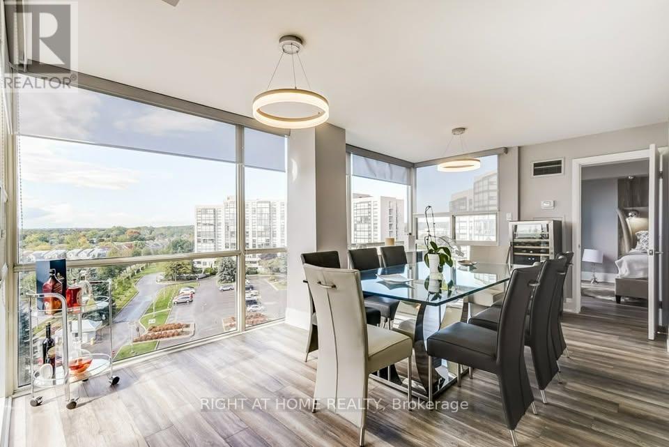 905 - 30 HARDING BOULEVARD W, Richmond Hill, Ontario