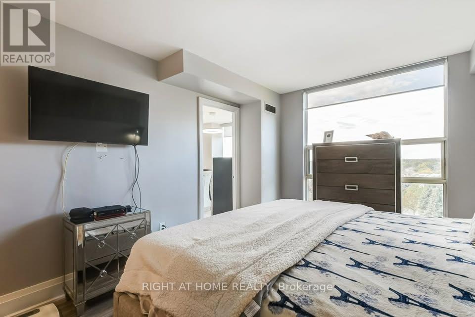 905 - 30 Harding Boulevard W, Richmond Hill, Ontario  L4C 1S8 - Photo 12 - N12531908