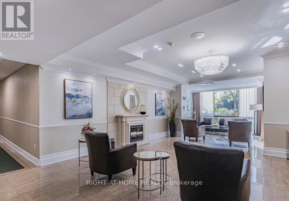 905 - 30 Harding Boulevard W, Richmond Hill, Ontario  L4C 1S8 - Photo 18 - N12531908