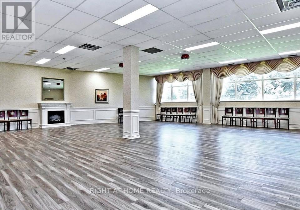 905 - 30 Harding Boulevard W, Richmond Hill, Ontario  L4C 1S8 - Photo 24 - N12531908