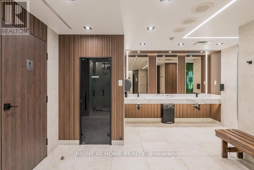 905 - 30 Harding Boulevard W, Richmond Hill, Ontario  L4C 1S8 - Photo 31 - N12531908