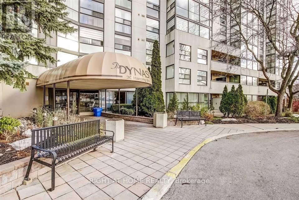 905 - 30 Harding Boulevard W, Richmond Hill, Ontario  L4C 1S8 - Photo 35 - N12531908