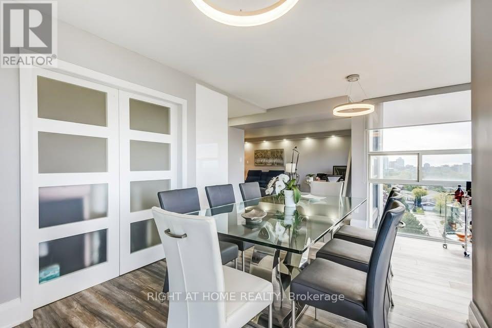 905 - 30 Harding Boulevard W, Richmond Hill, Ontario  L4C 1S8 - Photo 8 - N12531908