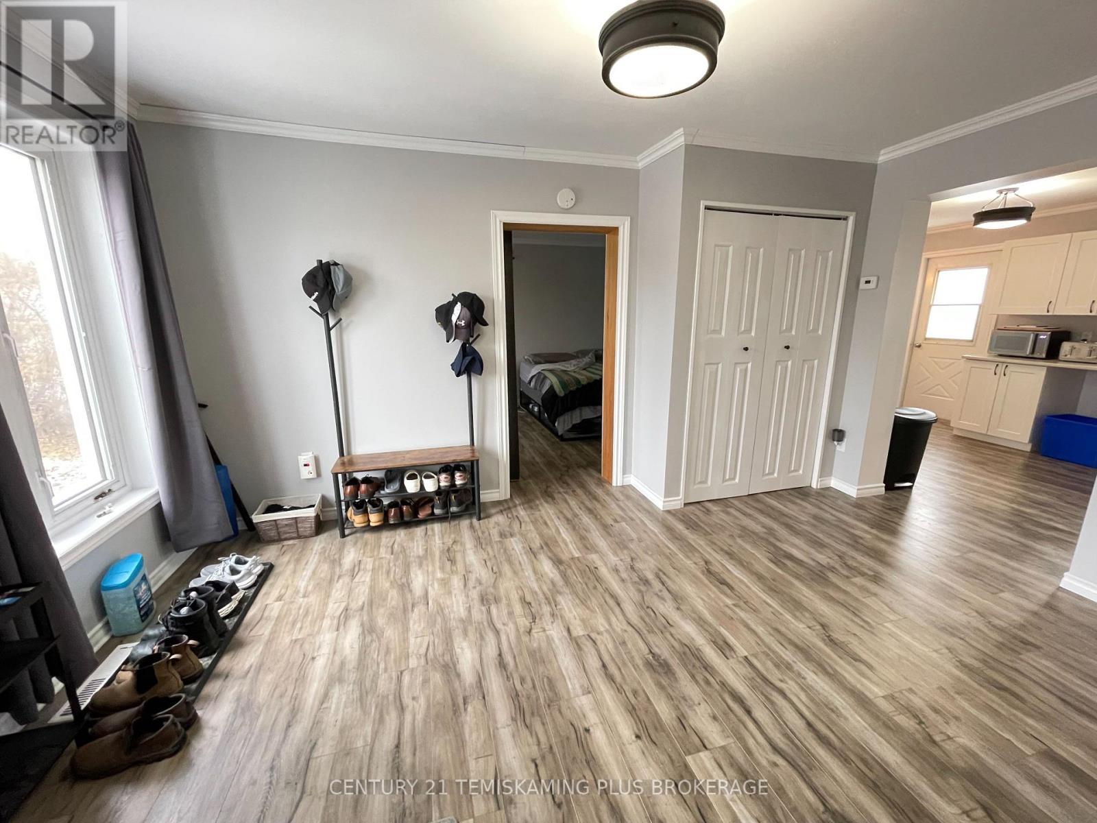 125 Rorke Avenue, Temiskaming Shores, Ontario  P0J 1K0 - Photo 11 - T12532214