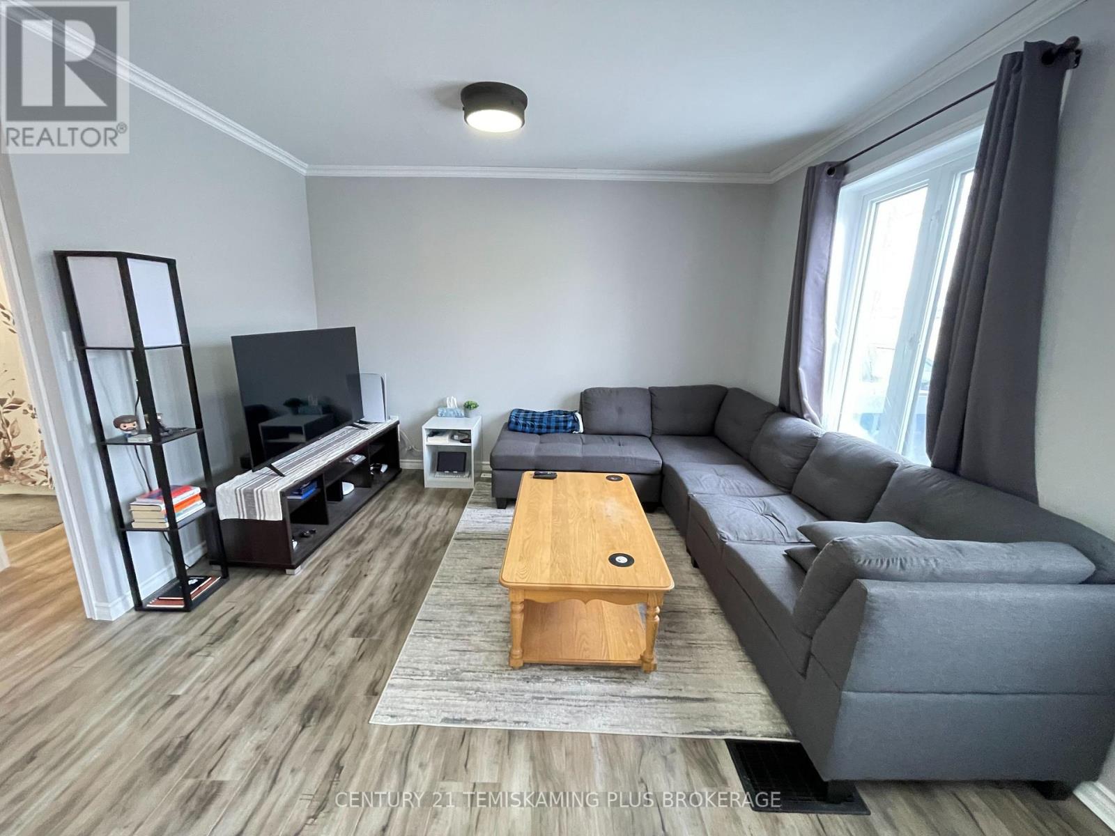 125 Rorke Avenue, Temiskaming Shores, Ontario  P0J 1K0 - Photo 9 - T12532214