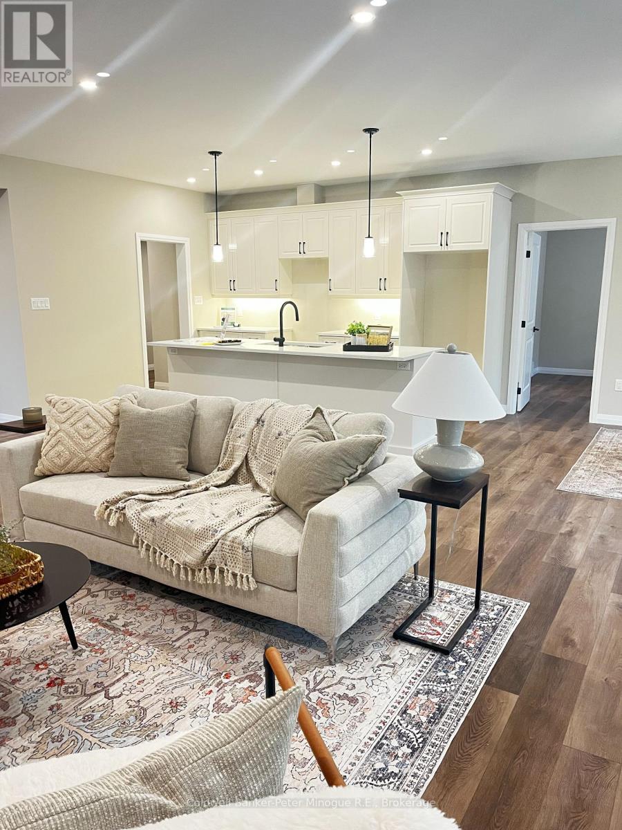 26 Masson Lane W, Callander, Ontario  P0H 1H0 - Photo 7 - X12503262