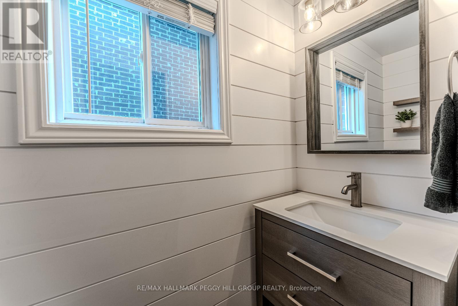 14 Regina Road, Barrie, Ontario  L4M 7J1 - Photo 9 - S12531828